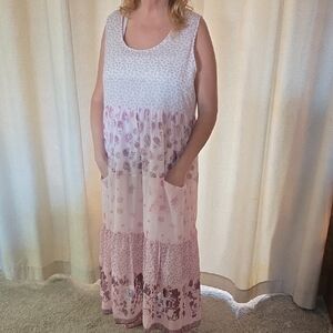 Chic Pink Floral Maxi Dress